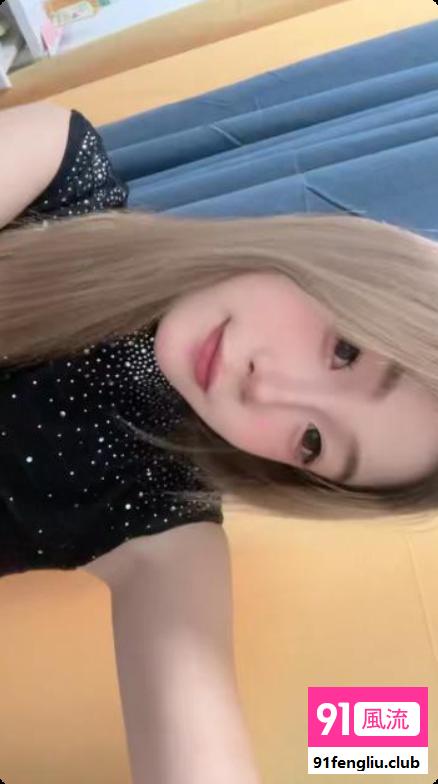 08高颜值长腿妹妹